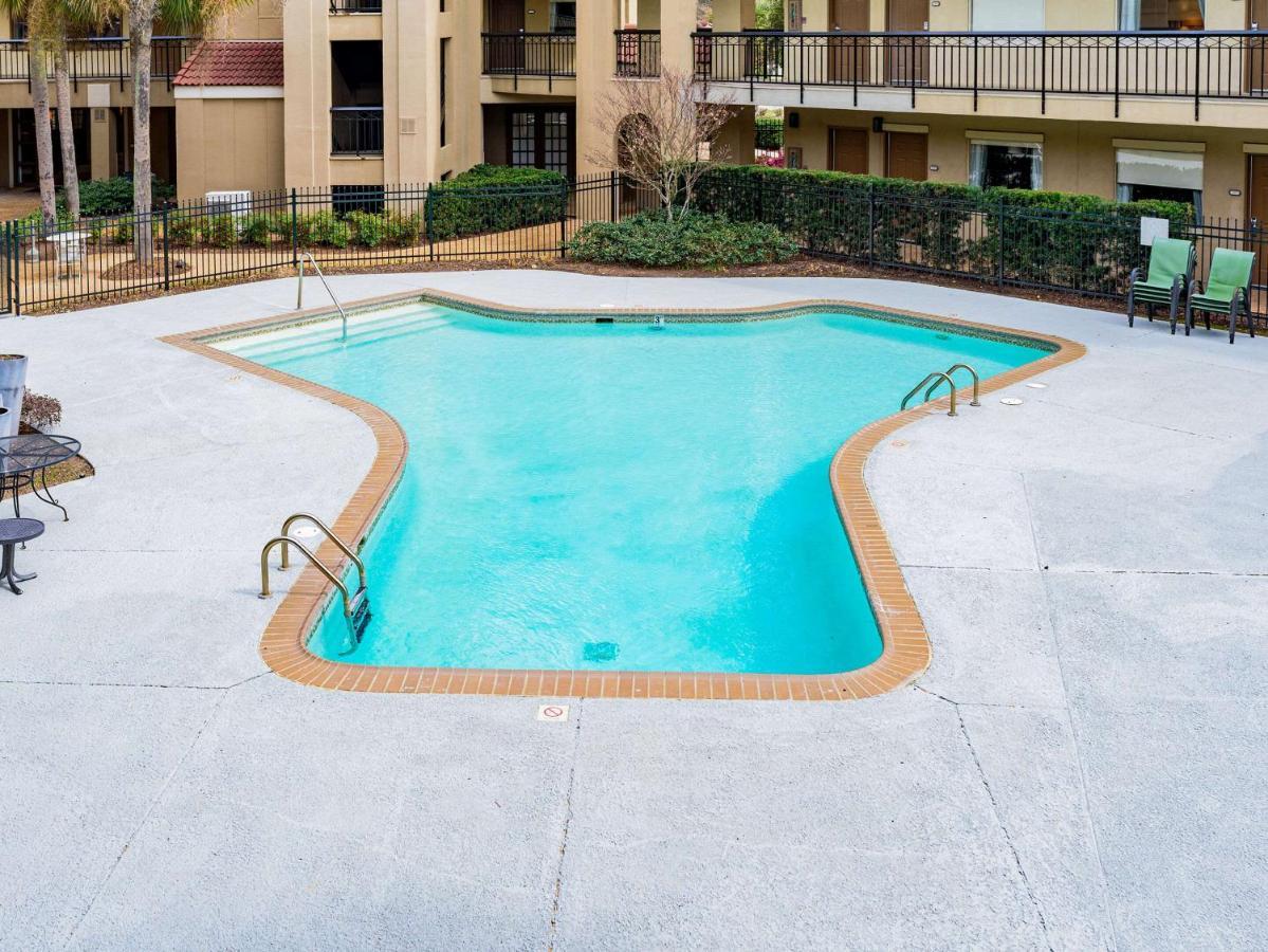 Comfort Suites Baton Rouge South I-10 Inniswold Exterior foto