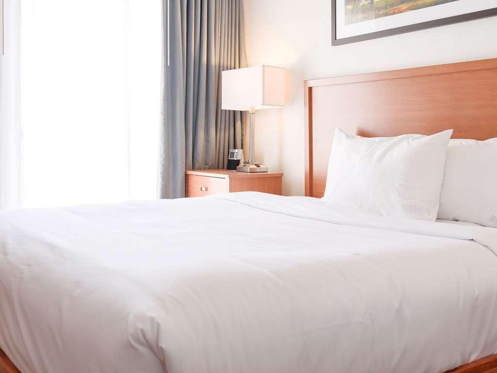 Comfort Suites Baton Rouge South I-10 Inniswold Zimmer foto