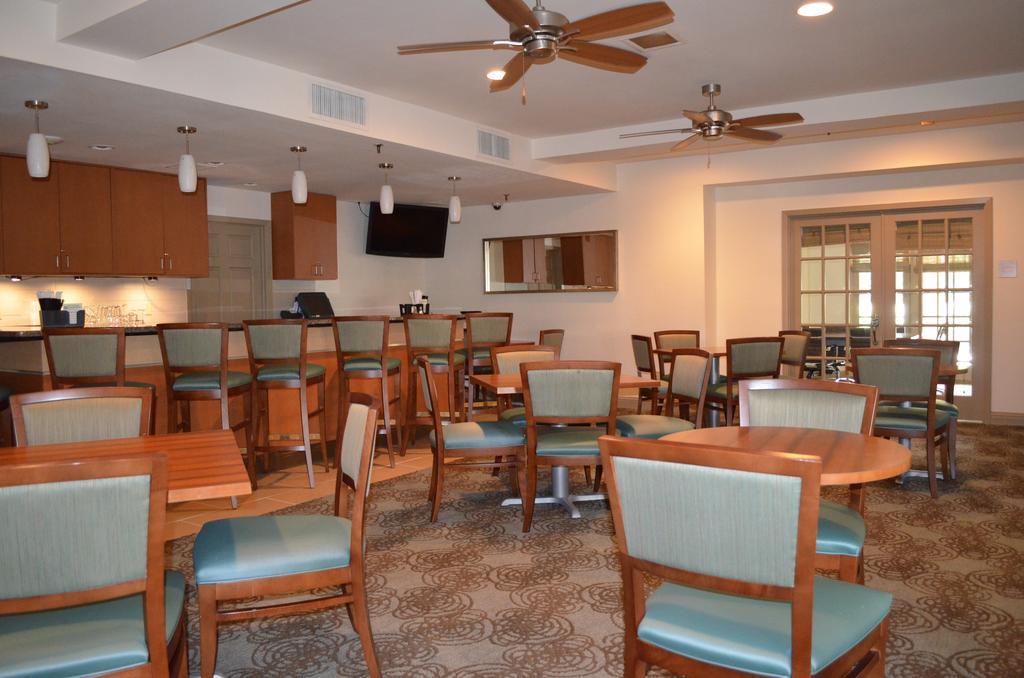 Comfort Suites Baton Rouge South I-10 Inniswold Exterior foto